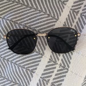 QUAY Jezabell rimless sunglasses with case